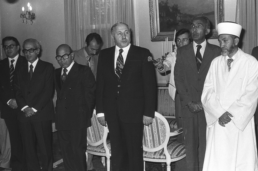 Then Deputy Prime Minister Necmettin Erbakan hosts ambassadors from Muslim countries for İftar, the dinner for the month of breaking the fast in the month of Ramadan, August 1977.  AA PHOTO /  KADİR ŞENGÜN